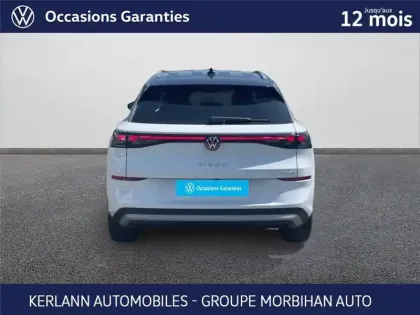 Photo 37 Volkswagen T-roc 1.5 ETSI EVO2 HYBRID 150 CH DSG7