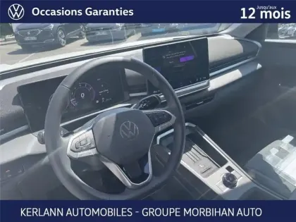 Photo 12 Volkswagen T-roc 1.5 ETSI EVO2 HYBRID 150 CH DSG7
