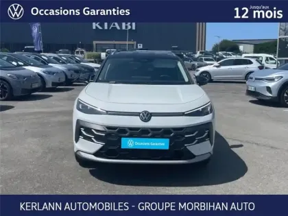 Photo 27 Volkswagen T-roc 1.5 ETSI EVO2 HYBRID 150 CH DSG7
