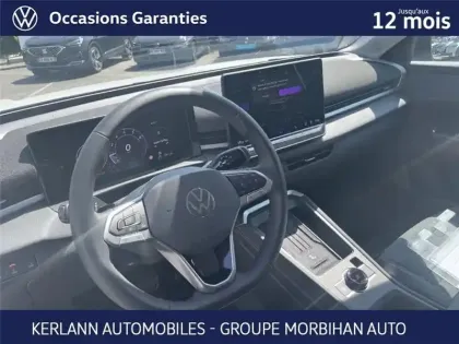 Photo 42 Volkswagen T-roc 1.5 ETSI EVO2 HYBRID 150 CH DSG7