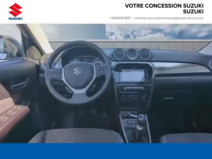 Photo 13 Suzuki Vitara  1.4 Boosterjet Hybrid 129ch Style Allgrip