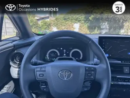 Photo 12 Toyota C-HR  2.0 Hybride Rechargeable 225ch Graphic MY26