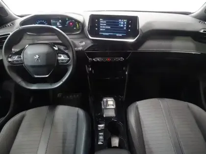 Photo 9 Peugeot 2008  e- 136ch Allure