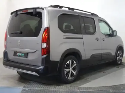 Photo 7 Peugeot Rifter  Taille XL - Moteur Electrique 136 ch (100 kW) Automatique GT