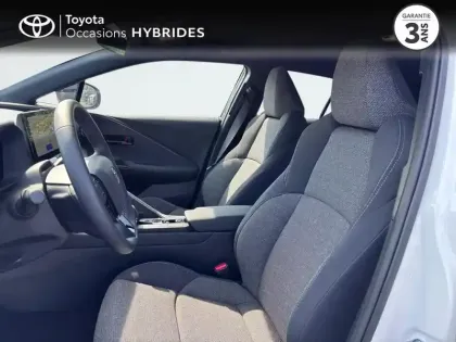 Photo 10 Toyota C-HR  1.8 Hybride 140ch Graphic MY26
