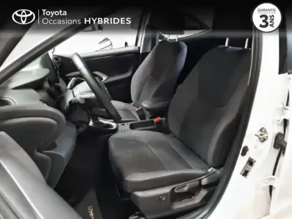Photo 6 Toyota Yaris  116h Design 5p MC24