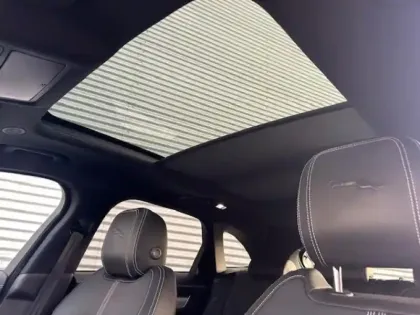 Photo 11 Jaguar F-Pace  P400e Plug-in-Hybrid R-Dynamic SE BVA8 AWD