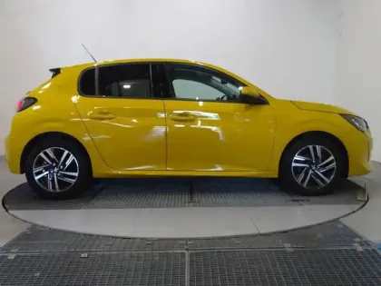 Photo 7 Peugeot 208  1.2 PureTech 100ch S&S Allure 118g