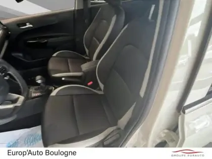 Photo 10 Kia Picanto  1.0 GDi 68ch GT-Line BVMA5