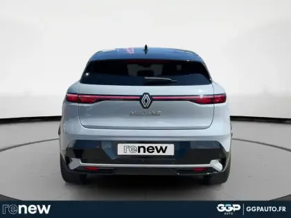 Photo 18 Renault Megane  E-Tech Electric EV60 220ch Techno super charge -B