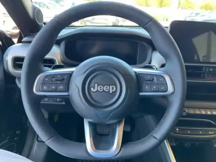 Photo 9 Jeep Avenger  1.2 Turbo T3 145ch MHEV Upland BVR6 4xe