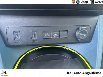 Photo 12 Fiat Panda Grande  Electrique 113ch Icône (prime de 3600? déduite)