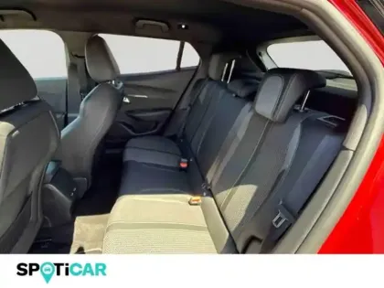 Photo 13 Peugeot 2008  e- 136ch GT