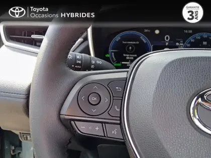 Photo 10 Toyota Corolla  CROSS 1.8 140ch STYLE COMFORT