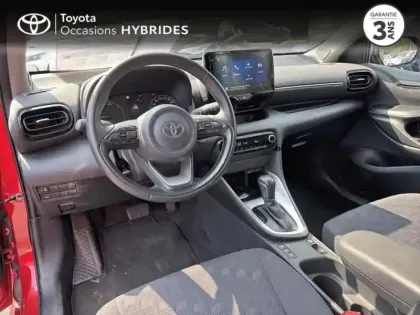 Photo 8 Toyota Yaris  116h Dynamic 5p MC24