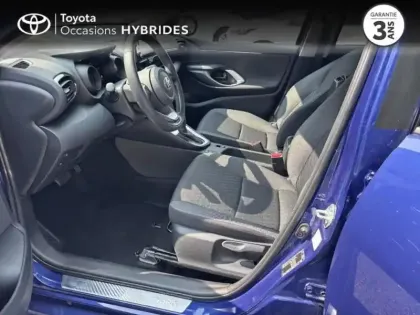 Photo 10 Toyota Yaris  116h Design 5p MY22