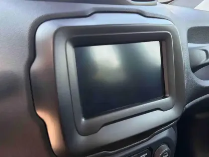 Photo 12 Jeep Renegade  1.5 Turbo T4 130ch MHEV Limited BVR7