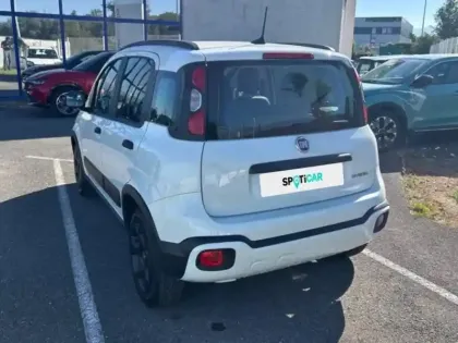 Photo 6 Fiat Panda  1.0 70ch BSG S&S City Cross (Juin2021)