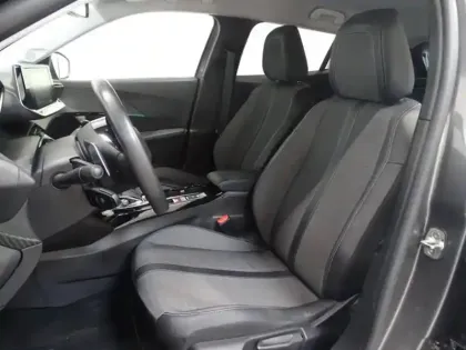 Photo 10 Peugeot 2008  1.2 PureTech 130ch S&S Allure EAT8