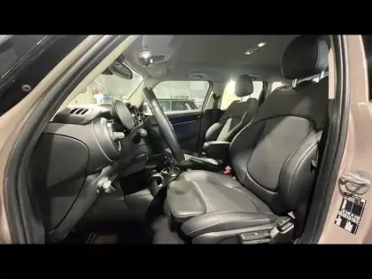 Photo 11 Mini Mini  5 Portes Cooper 136ch Edition Premium Plus BVA7