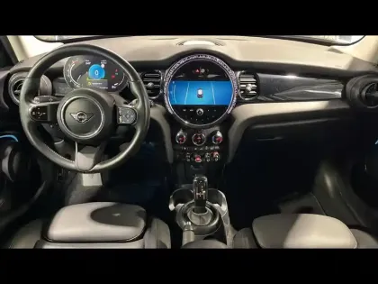 Photo 8 Mini Mini  5 Portes Cooper 136ch Edition Premium Plus BVA7