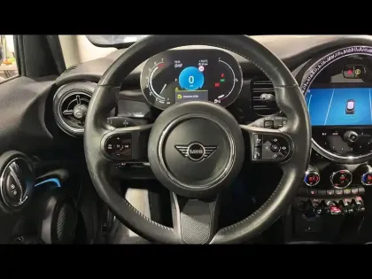 Photo 9 Mini Mini  5 Portes Cooper 136ch Edition Premium Plus BVA7