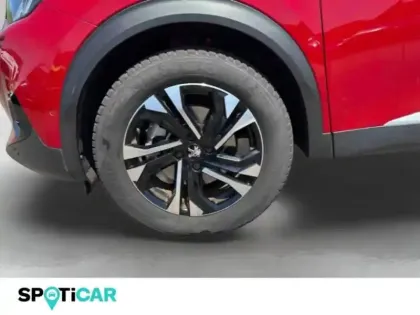 Photo 10 Peugeot 2008  e- 136ch GT