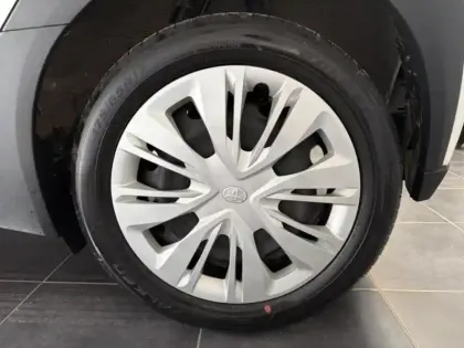 Photo 10 Toyota Aygo X  1.0 VVT-i 72ch Dynamic MY23