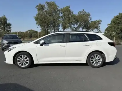 Photo 8 Toyota Corolla  Touring Spt 1.8 140ch Dynamic MY24