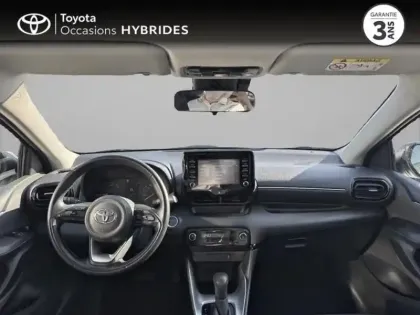 Photo 7 Toyota Yaris  116h France Business 5p + Programme "Beyond Zero Academy"