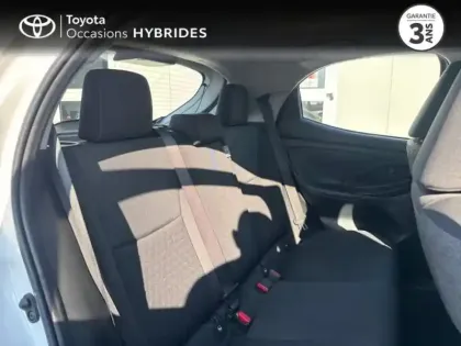 Photo 6 Toyota Yaris  116h France Business 5p + Programme "Beyond Zero Academy"