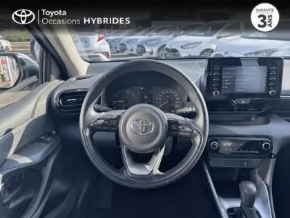 Photo 8 Toyota Yaris  116h France Business 5p + Programme "Beyond Zero Academy"
