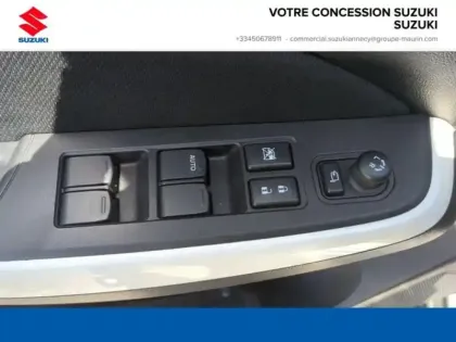 Photo 10 Suzuki Swift  1.0 Boosterjet 111ch Pack Auto