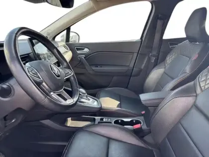 Photo 7 Renault Captur  1.3 TCe 155ch FAP Initiale Paris EDC - 20