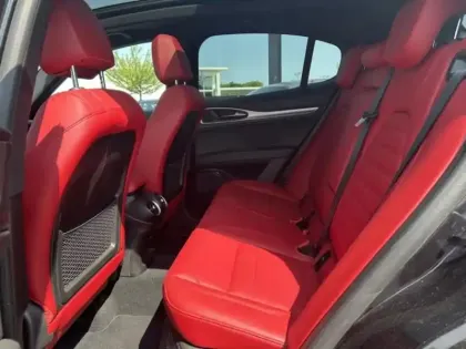 Photo 14 Alfa Romeo Stelvio  2.2 Diesel 210ch Veloce Q4 AT8 MY22
