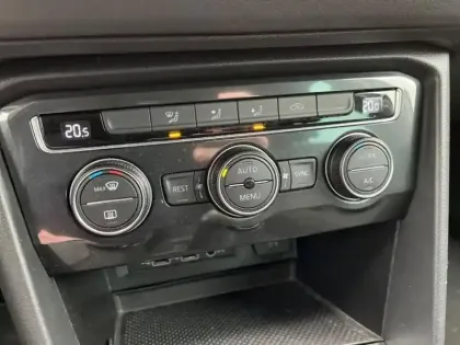 Photo 14 Volkswagen Tiguan  1.4 TSI 125ch Sound