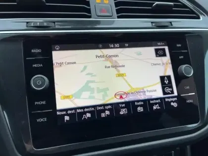 Photo 12 Volkswagen Tiguan  1.4 TSI 125ch Sound