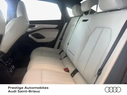 Photo 7 Audi A6  2.0 TFSI 367ch e-hybrid S line Quattro S tronic 7