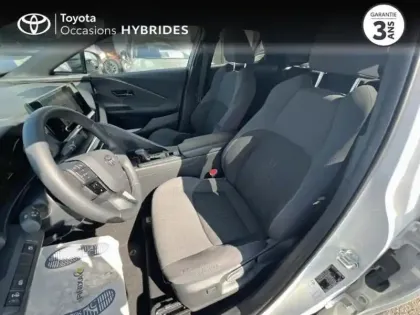 Photo 10 Toyota C-HR  1.8 Hybride 140ch Design NG23