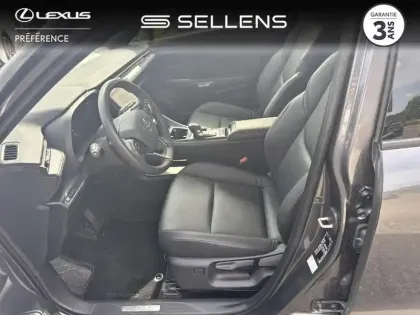Photo 10 Lexus Lbx  1.5 136ch Emotion 2WD