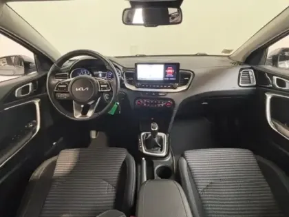 Photo 10 Kia Ceed  SW 1.0 T-GDI 120 Active GPS Camera