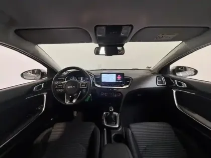 Photo 14 Kia Ceed  SW 1.0 T-GDI 120 Active GPS Camera