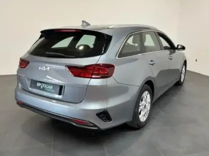 Photo 5 Kia Ceed  SW 1.0 T-GDI 120 Active GPS Camera