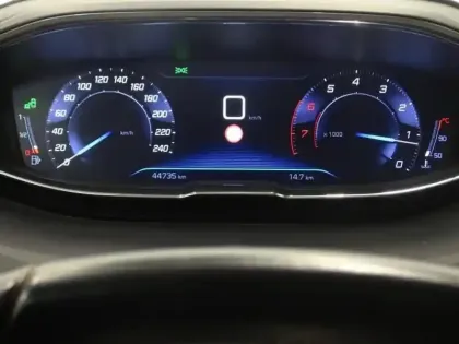 Photo 8 Peugeot 3008  1.2 PureTech 130ch Allure S&S