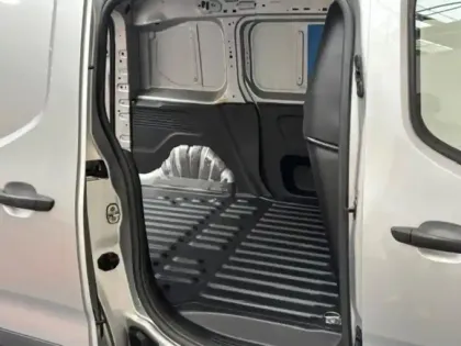 Photo 10 Opel Combo  Cargo L1H1 650kg 1.5 100ch S&S Pack Business