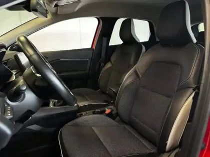 Photo 7 Renault Captur  1.3 TCe mild hybrid 140ch Techno