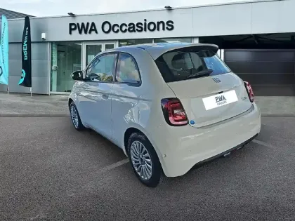Photo 6 Fiat 500  3+1 e 118ch Pack Confort MY23