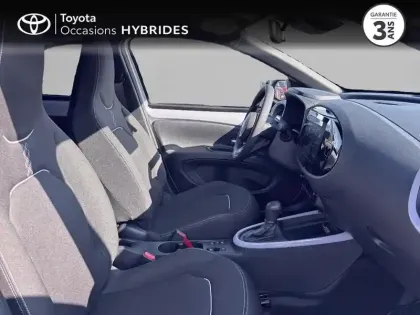 Photo 5 Toyota Aygo X  116h Graphic