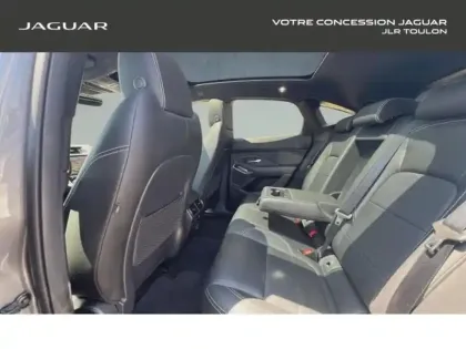 Photo 11 Jaguar E-Pace  P300e PHEV 309ch R-Dynamic S