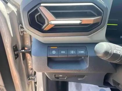 Photo 14 Dacia Duster  1.6 hybrid 140ch Extreme